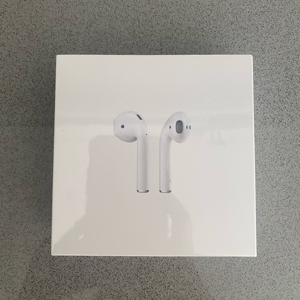 iPhone AirPods *Brand New*